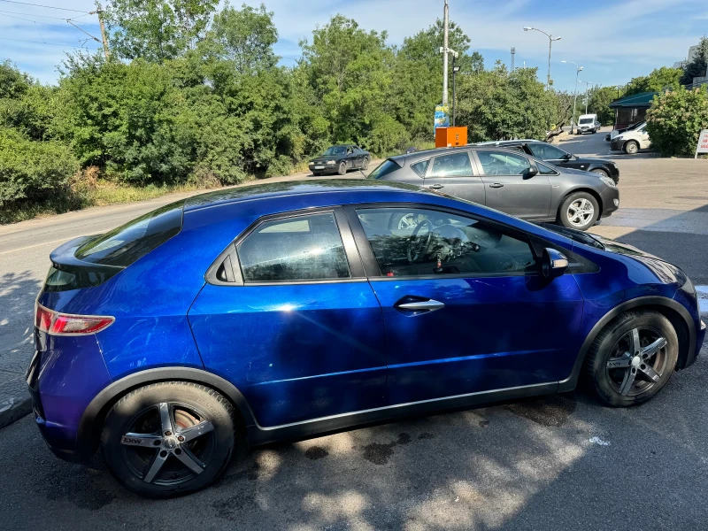 Honda Civic 2.2 iCTDI - FACELIFT, снимка 4 - Автомобили и джипове - 51920886