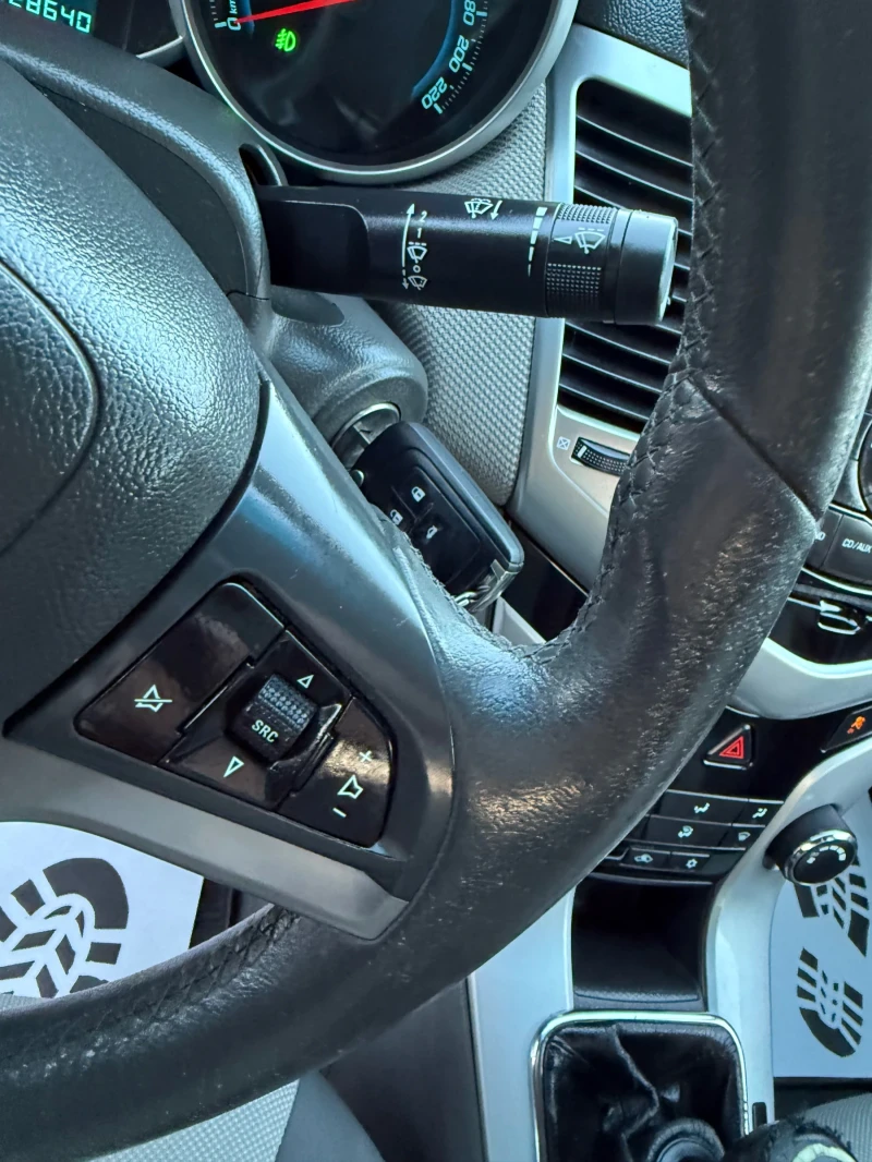 Chevrolet Cruze 2.0D 2012 ГОДИНА ЛИЗИНГ, снимка 14 - Автомобили и джипове - 52221210