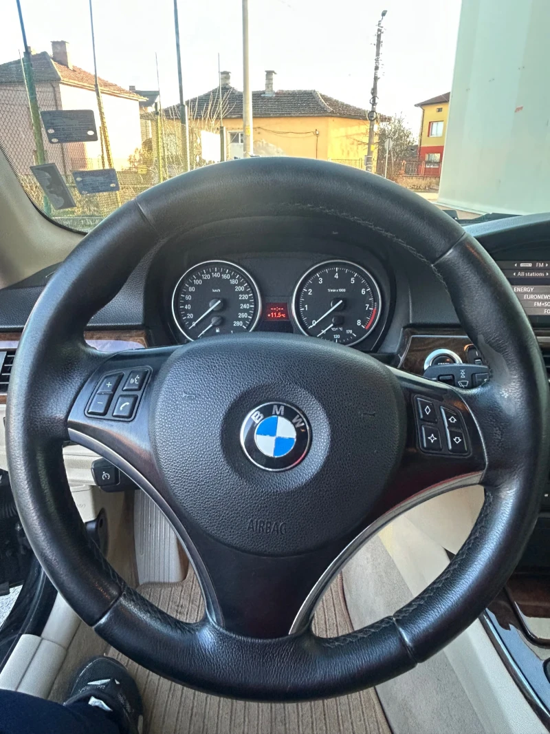 BMW 325 325i, снимка 9 - Автомобили и джипове - 52669450