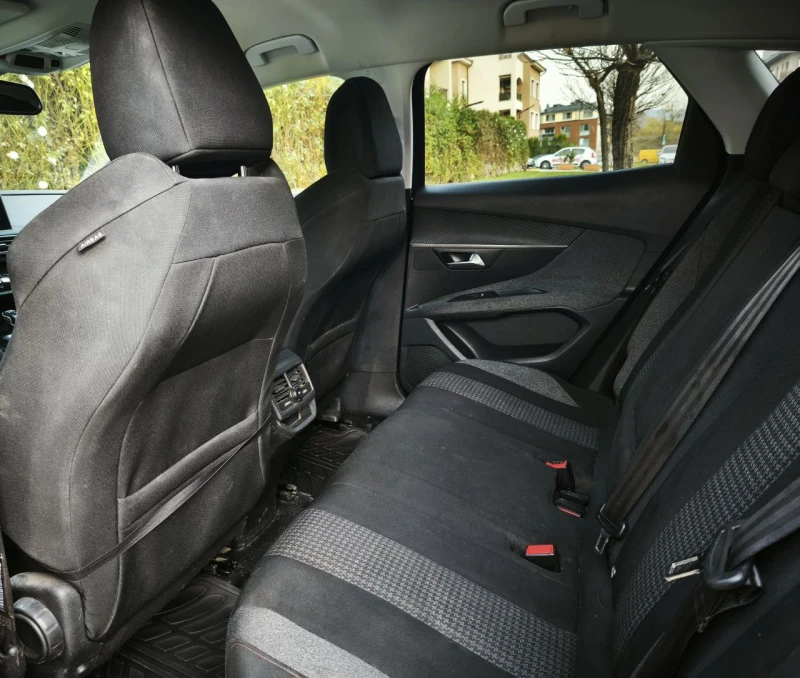 Peugeot 3008 ALLURE 1.5 BlueHDi 130 EAT8 EURO 6, снимка 8 - Автомобили и джипове - 52443258