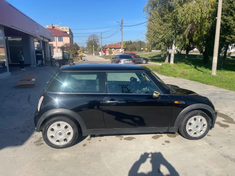 Mini One, снимка 3 - Автомобили и джипове - 53032212