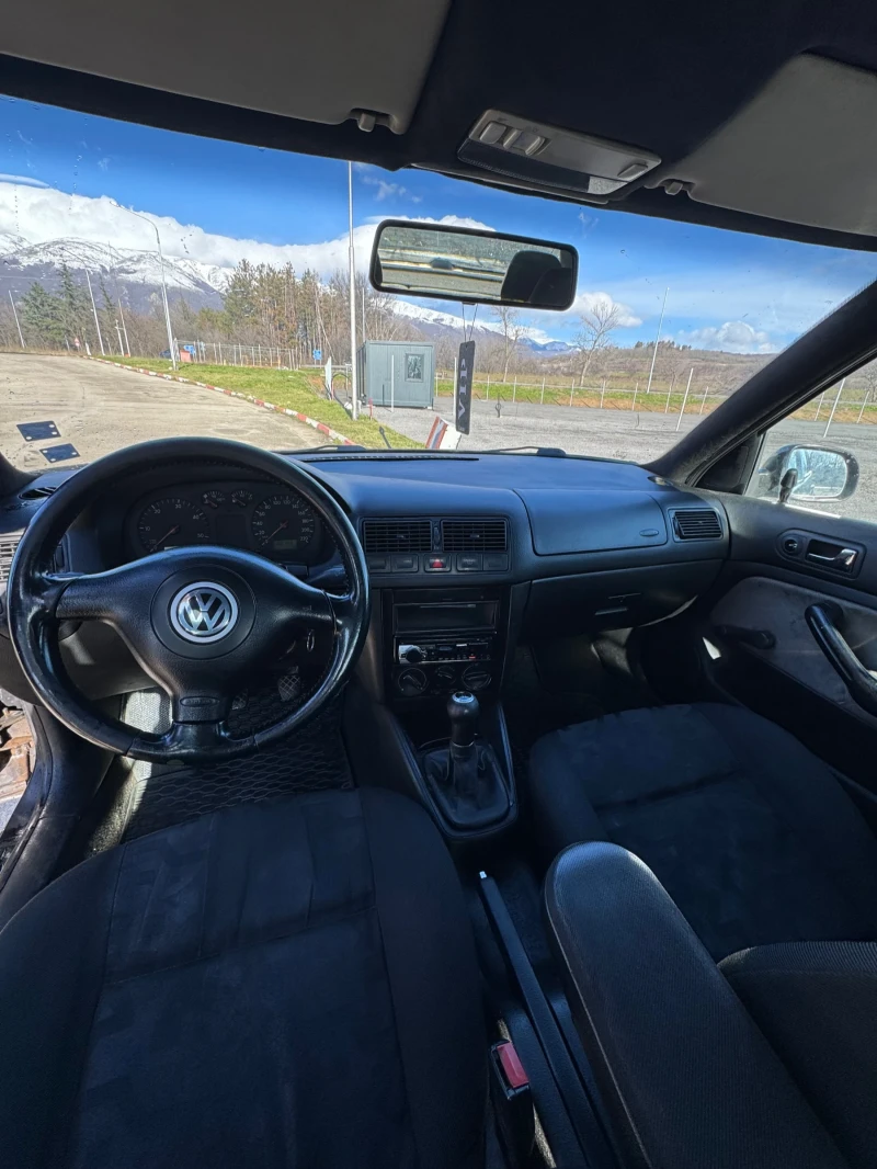 VW Golf 1.9 tdi, снимка 8 - Автомобили и джипове - 53109133