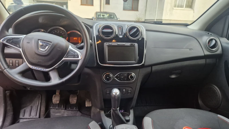 Dacia Sandero Stepway Redline Tce, снимка 6 - Автомобили и джипове - 53493809