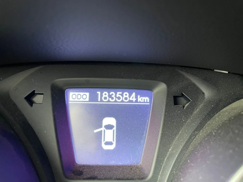 Hyundai I30 1.6 CRDi Германия , снимка 14 - Автомобили и джипове - 53597668