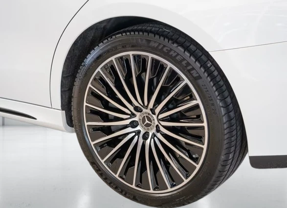 Mercedes-Benz E 300 de = AMG Line = Гаранция, снимка 3 - Автомобили и джипове - 54215677