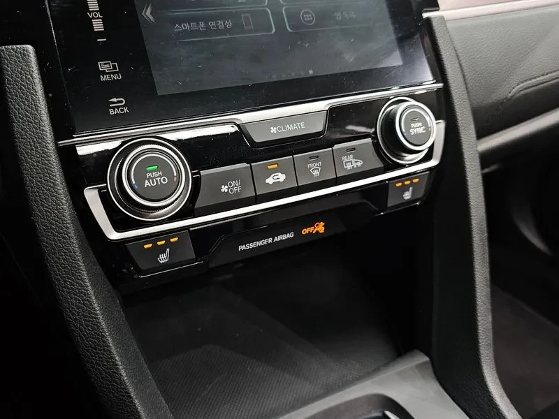 Honda Civic 2.0 10Th Generation, снимка 17 - Автомобили и джипове - 55727272