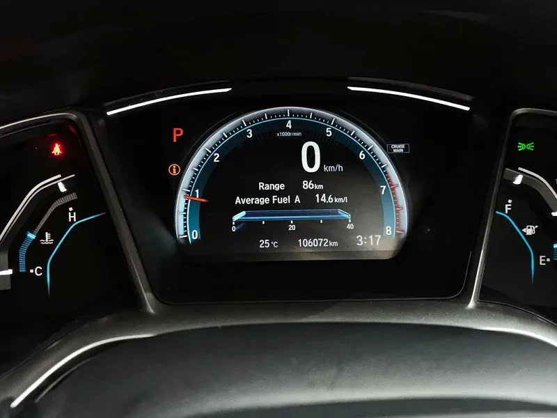 Honda Civic 2.0 10Th Generation, снимка 8 - Автомобили и джипове - 55727272
