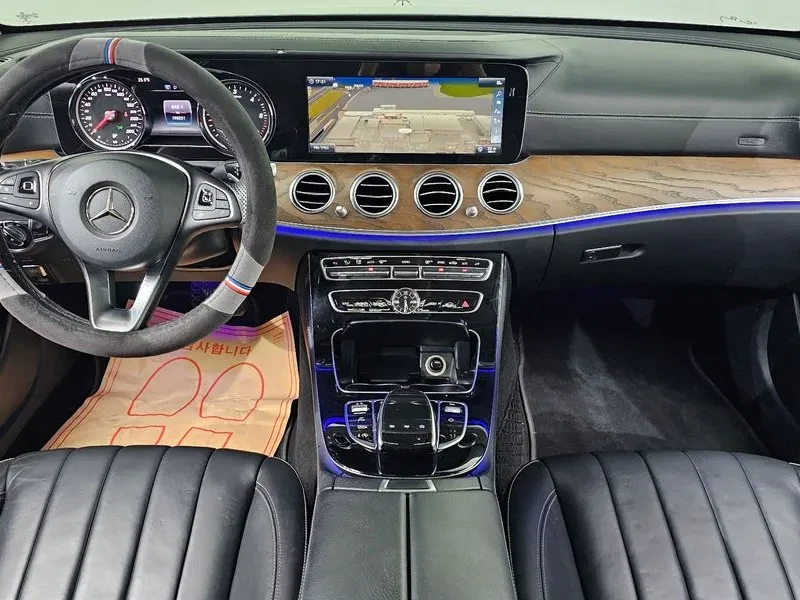 Mercedes-Benz E 220 W213 4Matic Exclusive, снимка 7 - Автомобили и джипове - 55921816