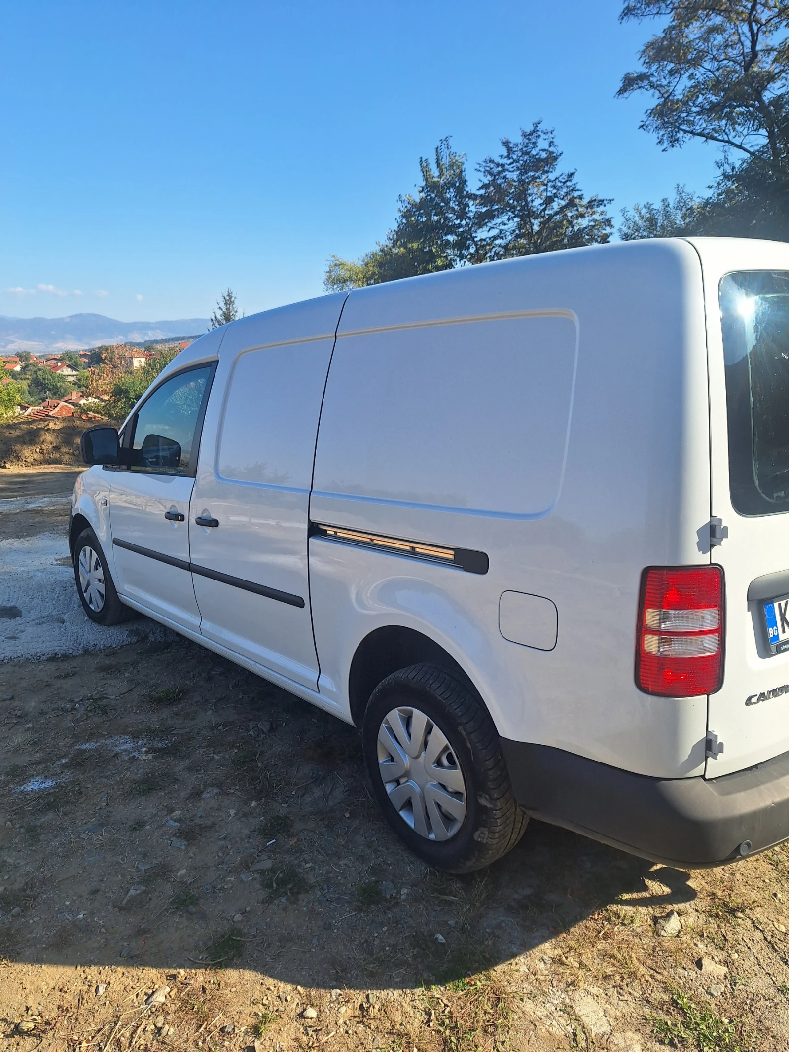 VW Caddy 1.6 - изображение 4