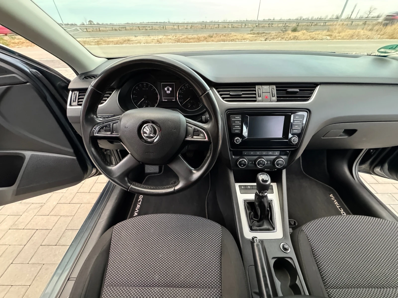 Skoda Octavia 2.0 TDI 150к.с FACE / NAVI / PODGREV / PARKTRONIC  - изображение 9