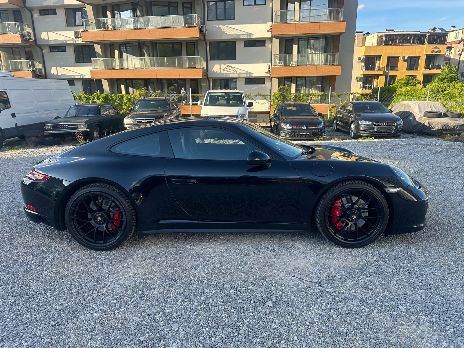 Porsche 911 911 Garrera 4 GTS - изображение 4