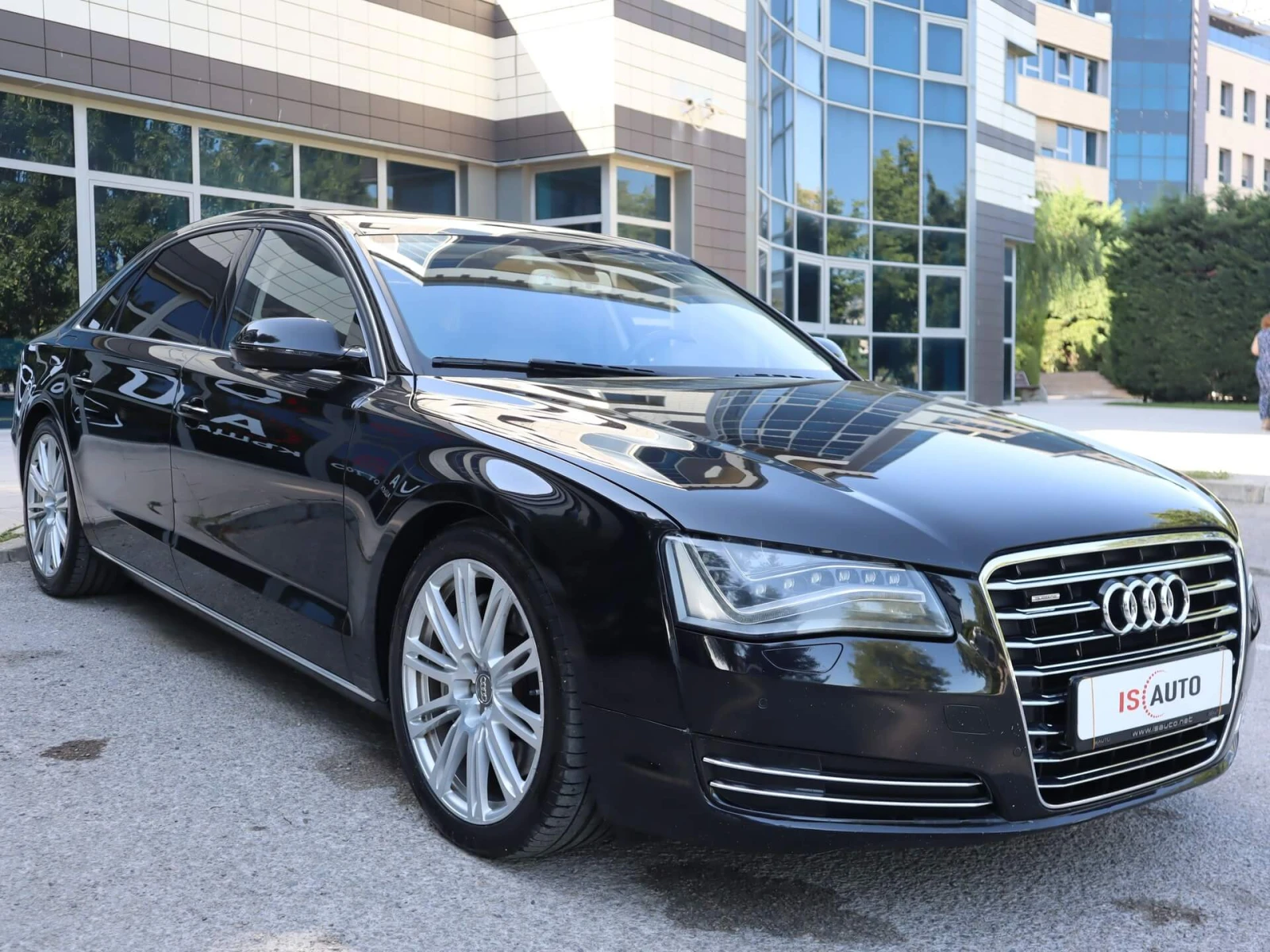 Audi A8 4.0TFSI/LONG/Design Selection/Bang&Olufsen/RSE/Пан - изображение 3