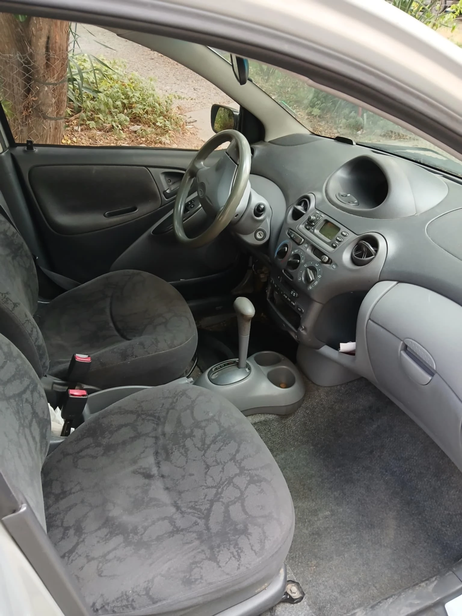 Toyota Yaris АВТОМАТИК, ГАЗ - изображение 3