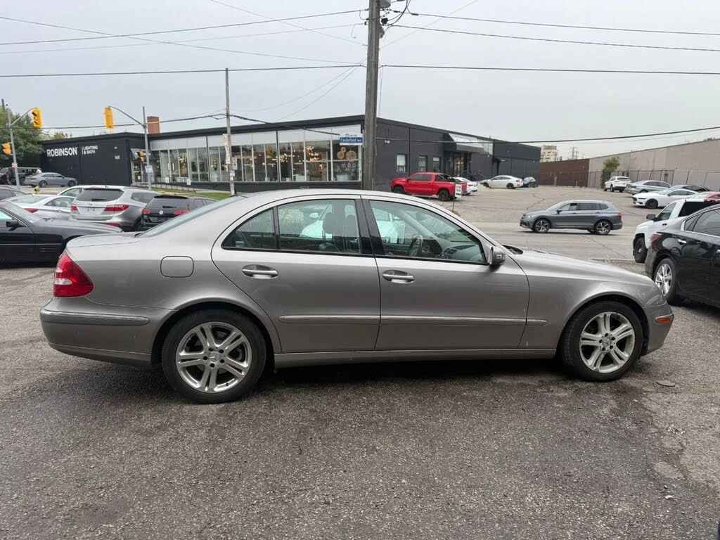 Mercedes-Benz E 500 * 4MATIC* АвтоКредит (ЦЕНА ДО БГ) - изображение 4