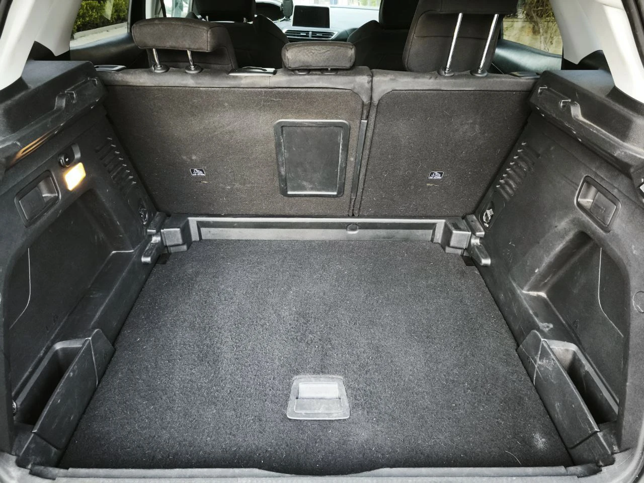 Peugeot 3008 ALLURE 1.5 BlueHDi 130 EAT8 EURO 6 - изображение 9