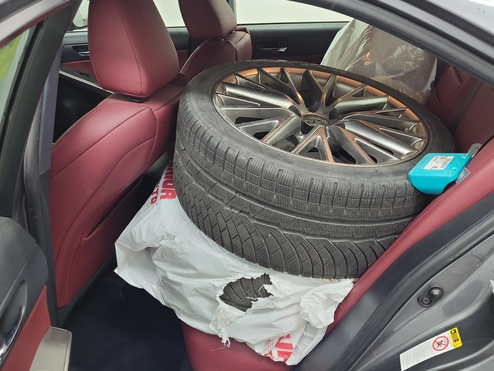 Lexus IS 250 F SPORT * * CARFAX * * ���� ������ * *  | Mobile.bg � ����������� 11