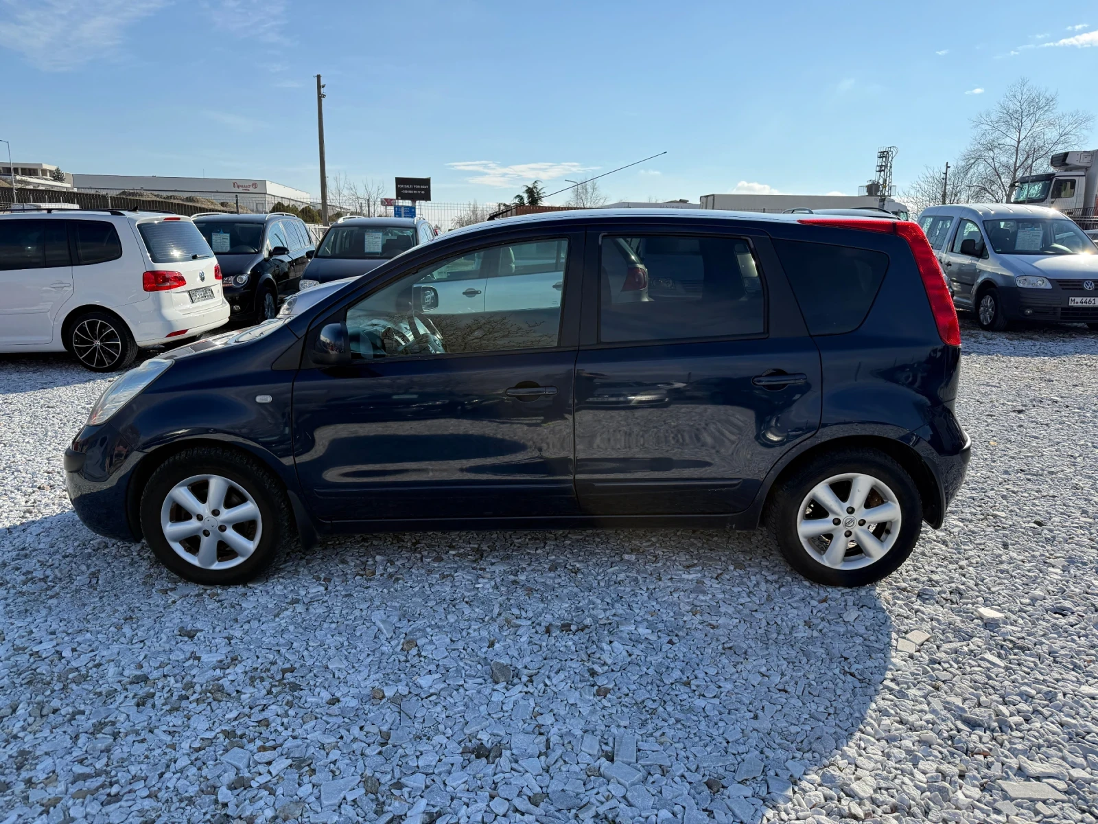 Nissan Note 1.4 90кс - изображение 5