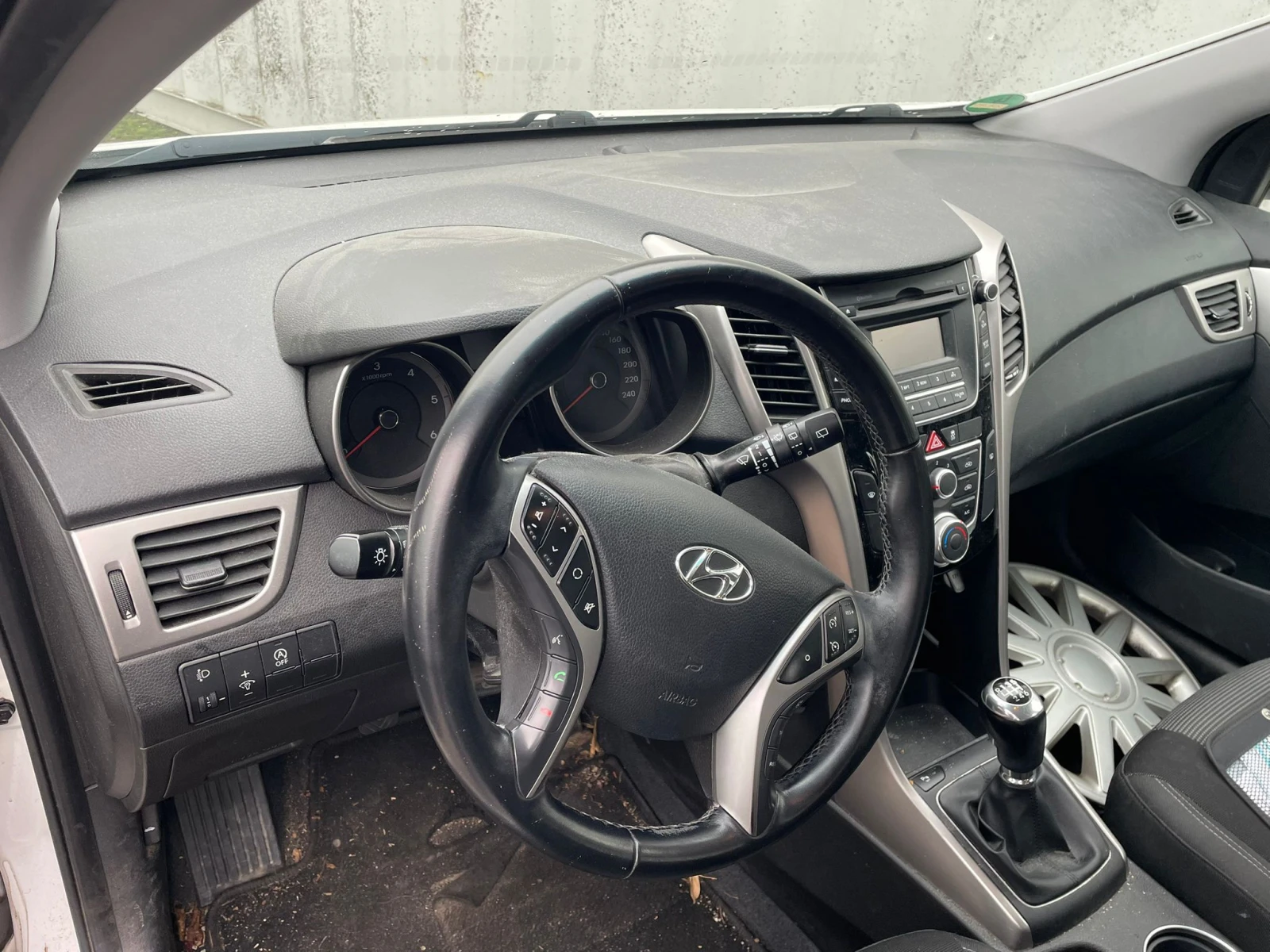 Hyundai I30 1.6 CRDi Германия  - изображение 8