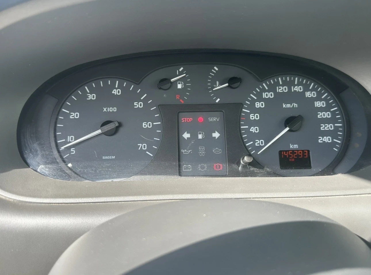 Renault Scenic, снимка 10 - Автомобили и джипове - 53789029