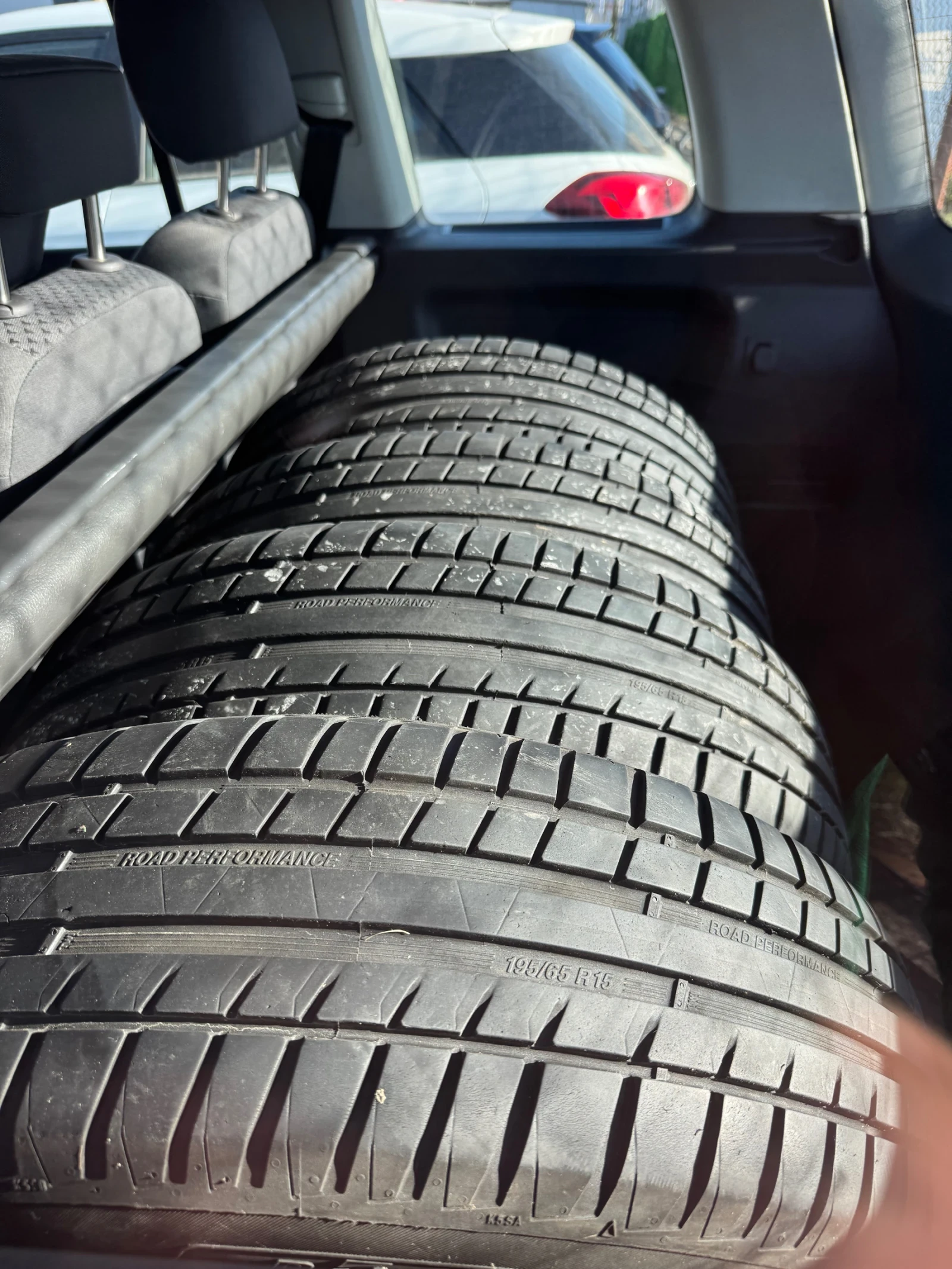 VW Touran 1.9TDI ЛИЗИНГ БЕЗ ПЪРВОНАЧАЛНА ВНОСКА, снимка 14 - Автомобили и джипове - 53800510