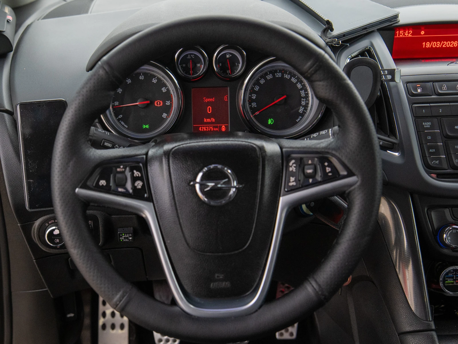 Opel Zafira TOUER 1.6 TURBO* CNG* LPG, снимка 13 - Автомобили и джипове - 53911706