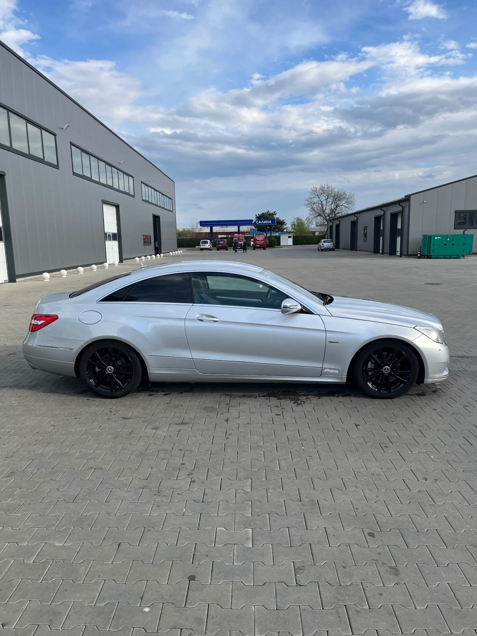 Mercedes-Benz E 350, снимка 5 - Автомобили и джипове - 54218765