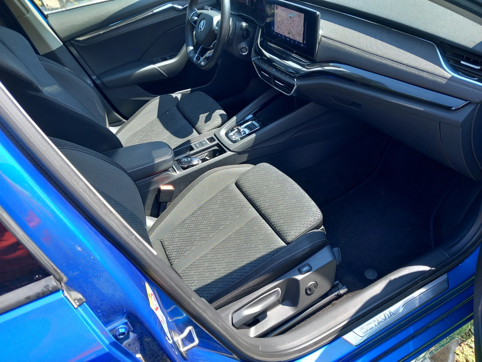 Skoda Octavia 2.0TSI/4x4/7DSG, снимка 8 - Автомобили и джипове - 54236999