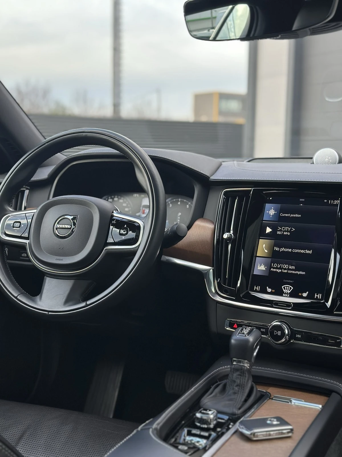 Volvo S90 * T6* INSCRIPTION* BOWERS & WILKINS* 360* ОБДУХВАН, снимка 11 - Автомобили и джипове - 54471142