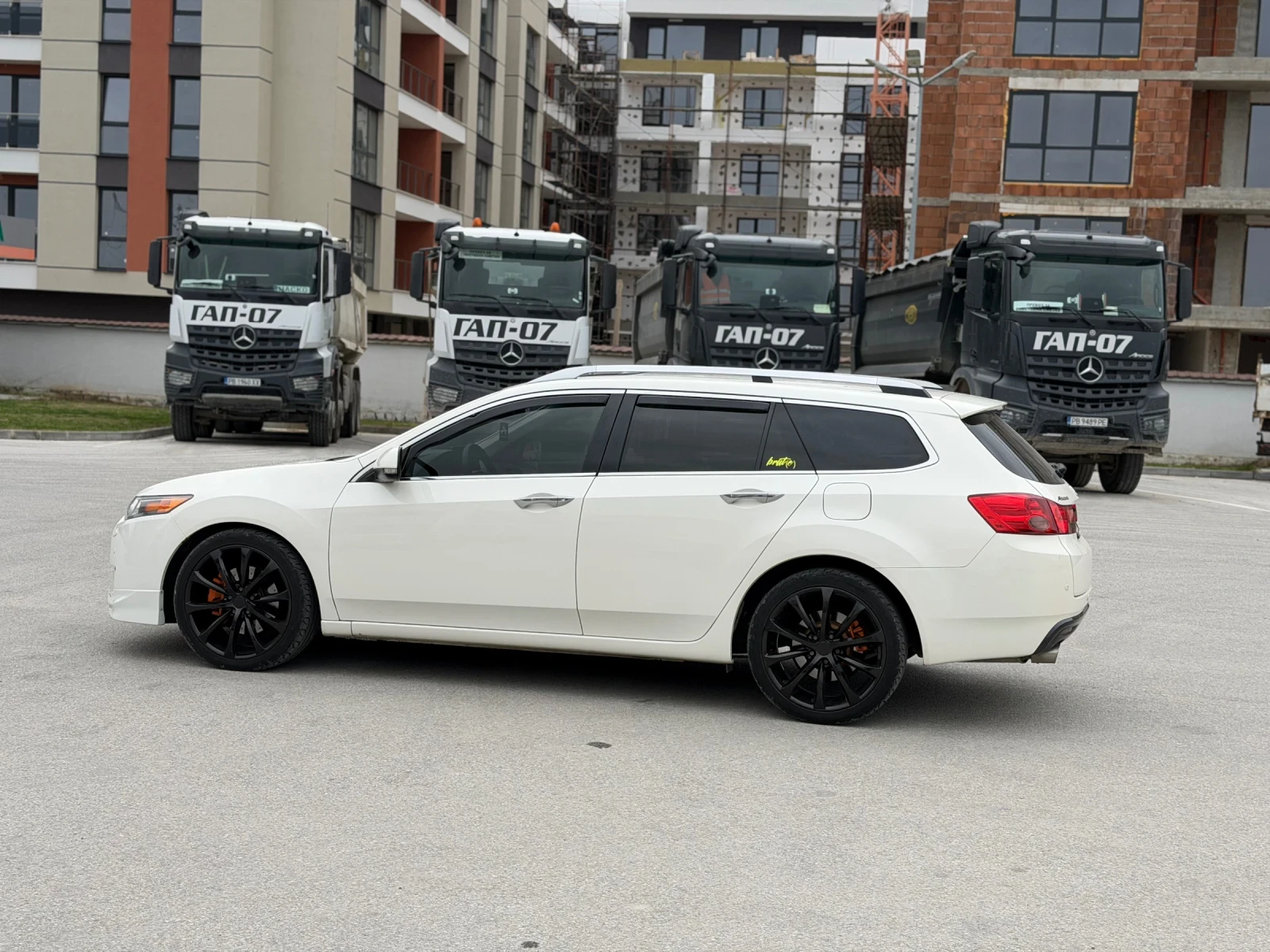 Honda Accord 2.4 Executive , снимка 4 - Автомобили и джипове - 54510426