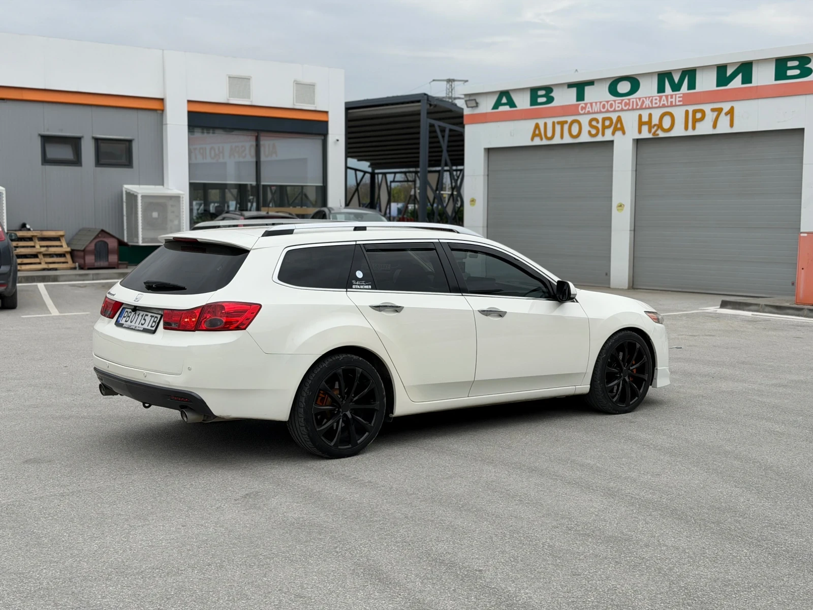 Honda Accord 2.4 Executive , снимка 2 - Автомобили и джипове - 54510426
