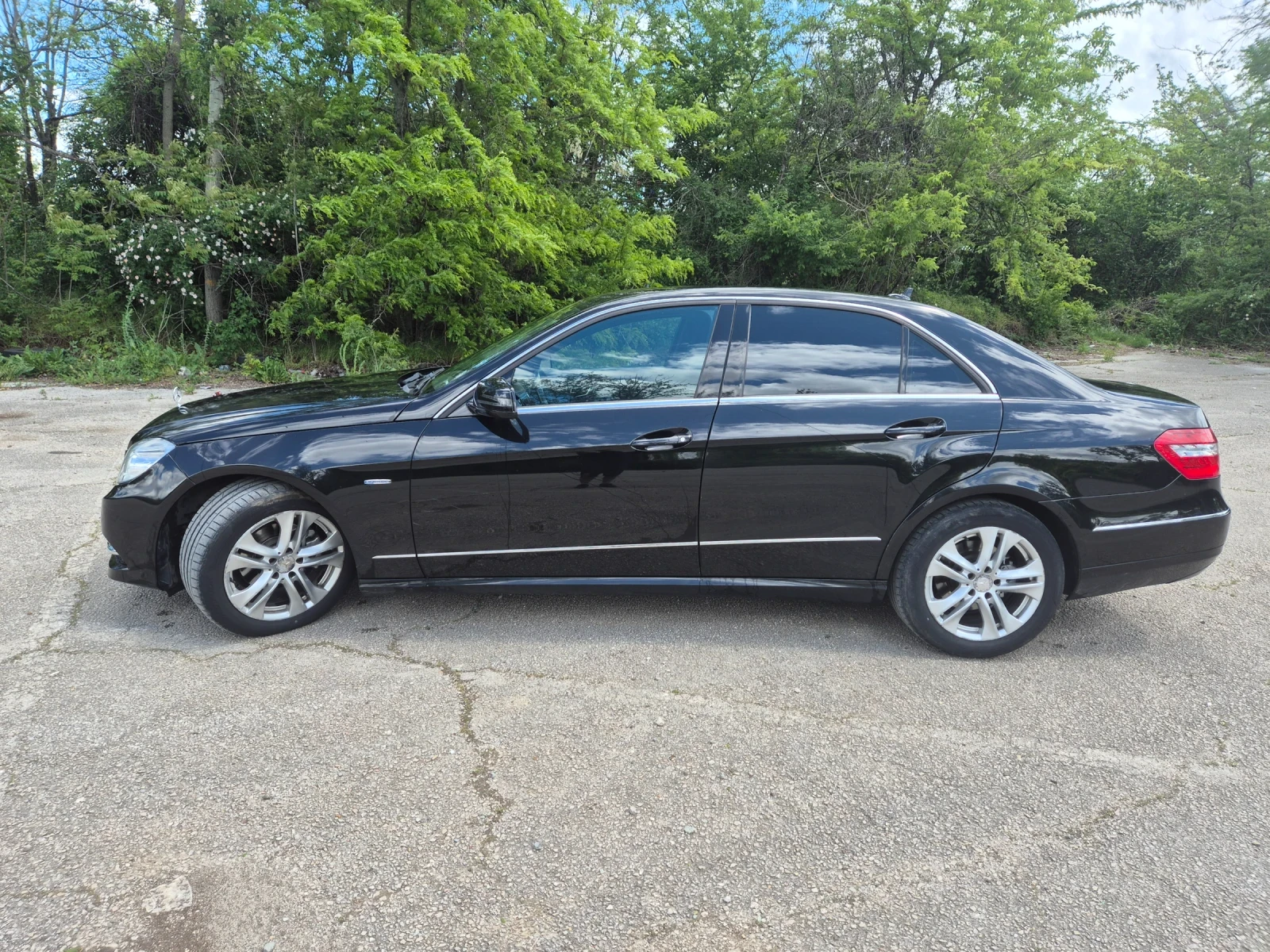 Mercedes-Benz E 220