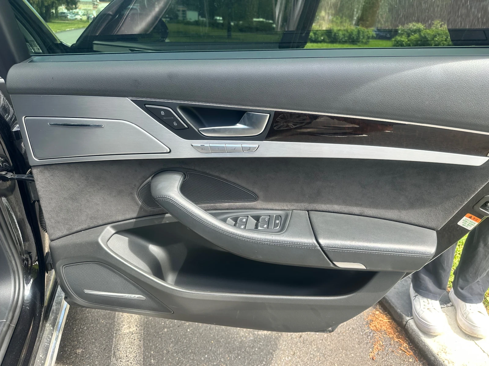 Audi A8 Long 4.2 TDI Всички Екстри, снимка 16 - Автомобили и джипове - 54598867