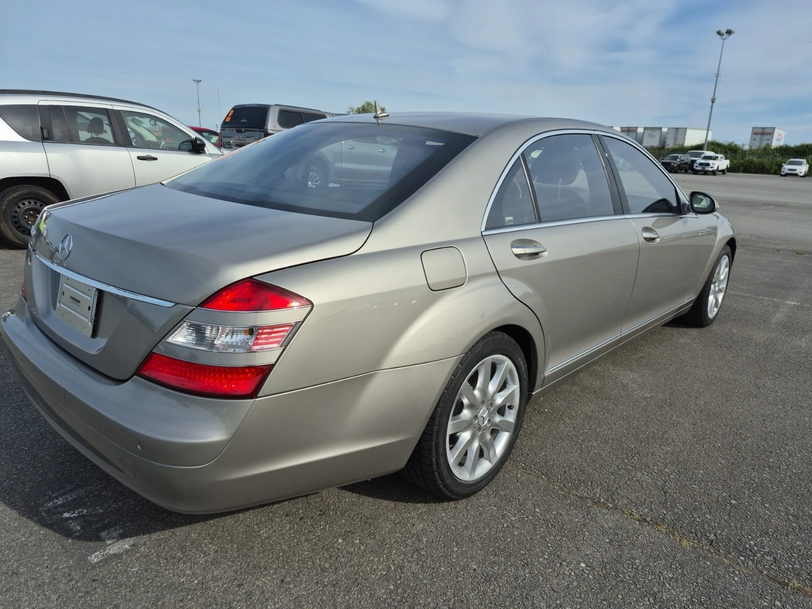 Mercedes-Benz S 550 * * CARFAX * * ���� ������ * *  | Mobile.bg � ����������� 3