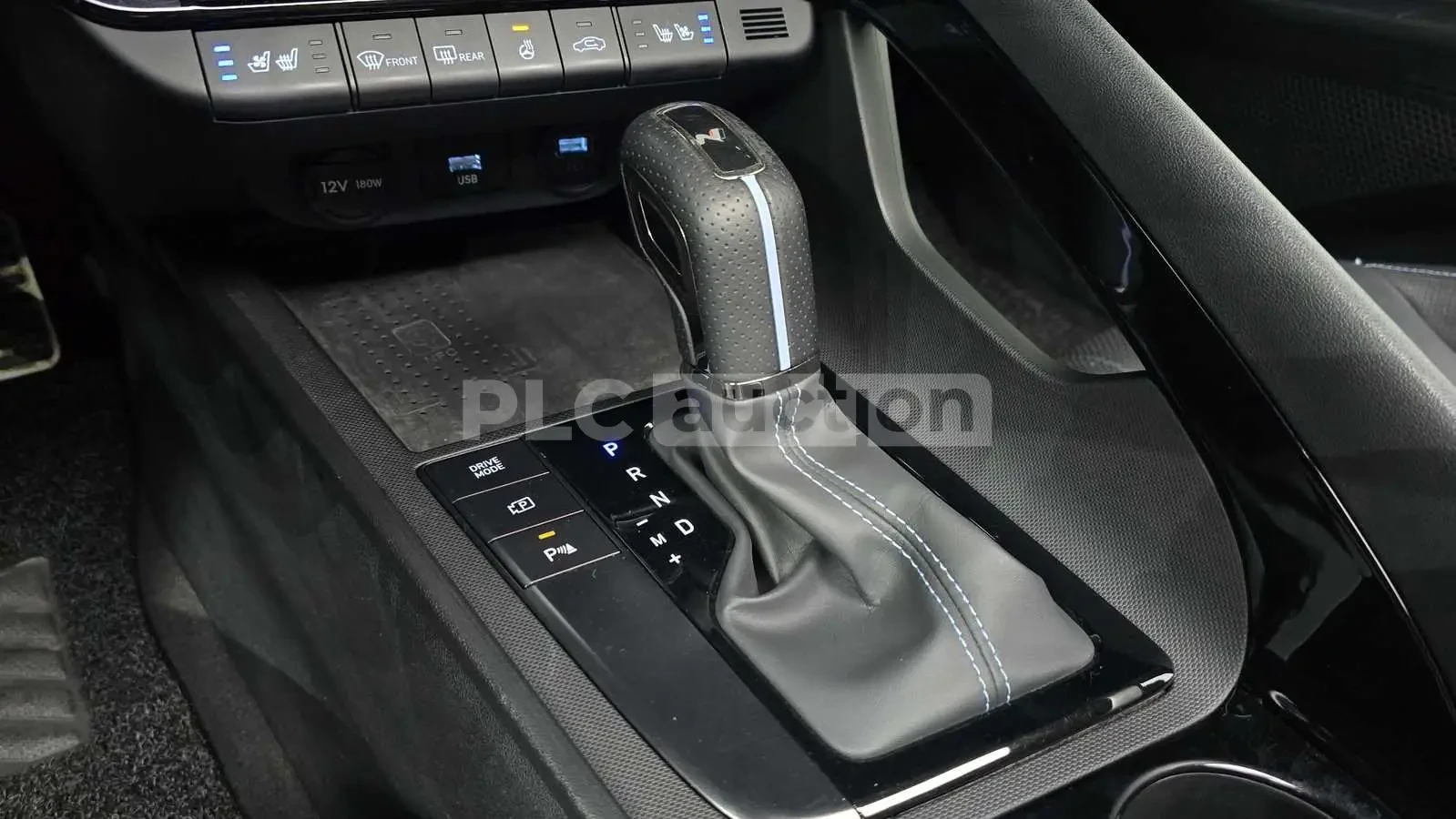 Hyundai Elantra, снимка 9 - Автомобили и джипове - 55036587
