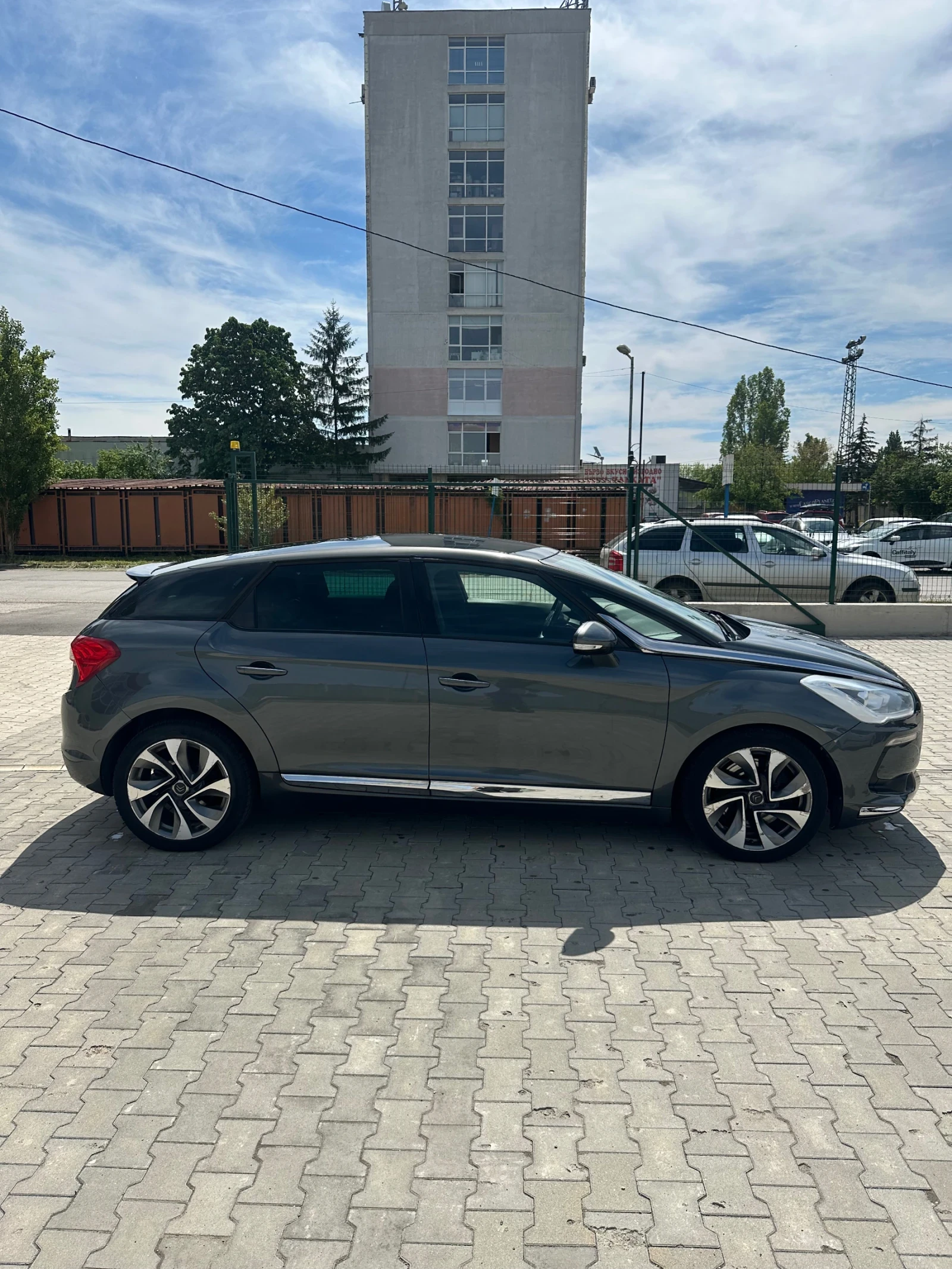 Citroen DS5, снимка 5 - Автомобили и джипове - 55088670
