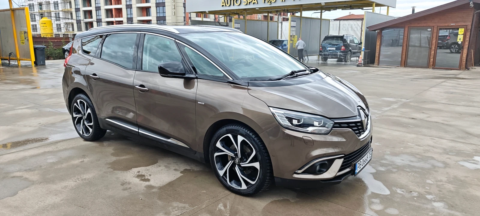 Renault Grand scenic Bose, снимка 3 - Автомобили и джипове - 55240705