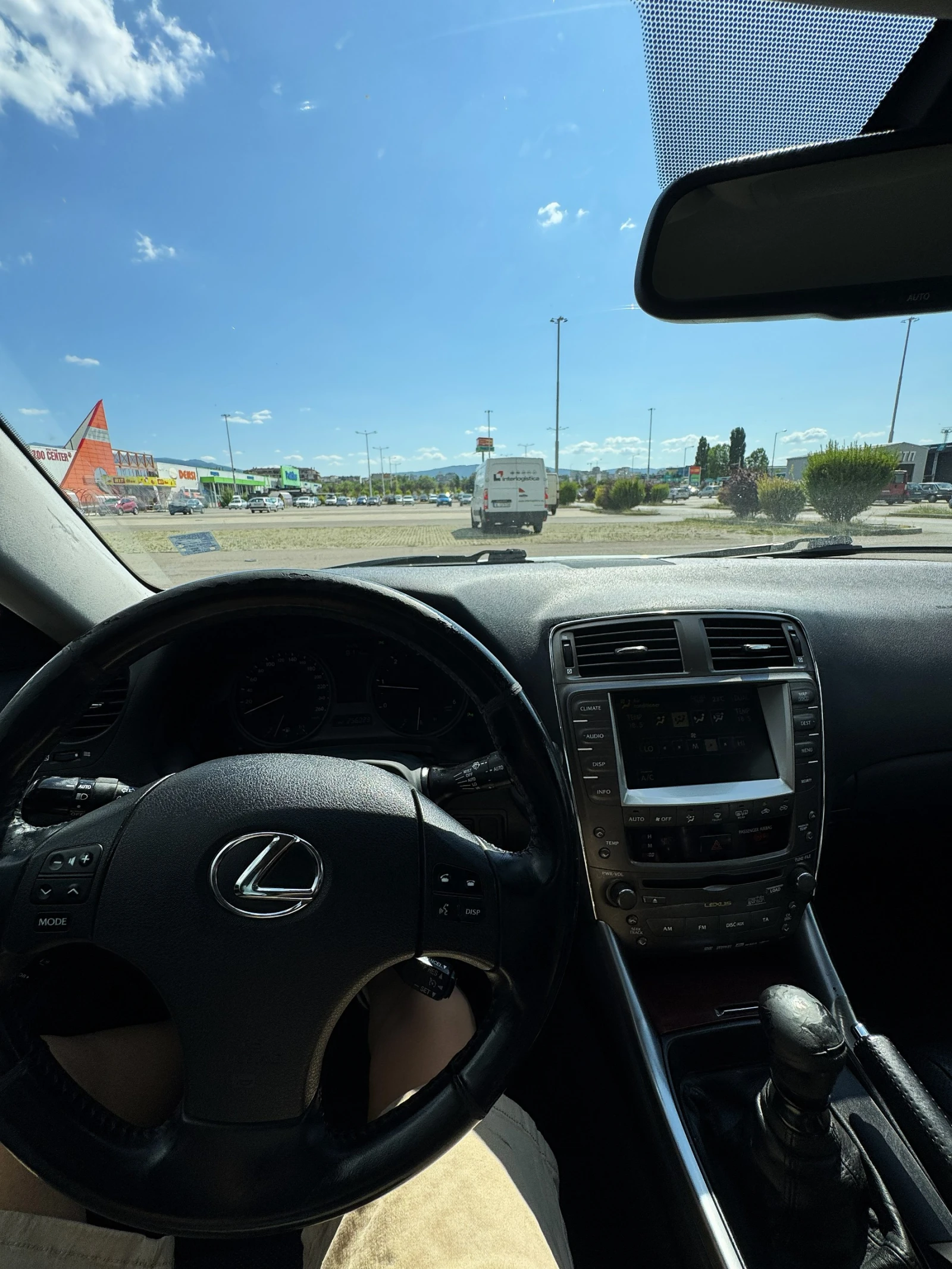 Lexus IS 220d, снимка 9 - Автомобили и джипове - 55494254