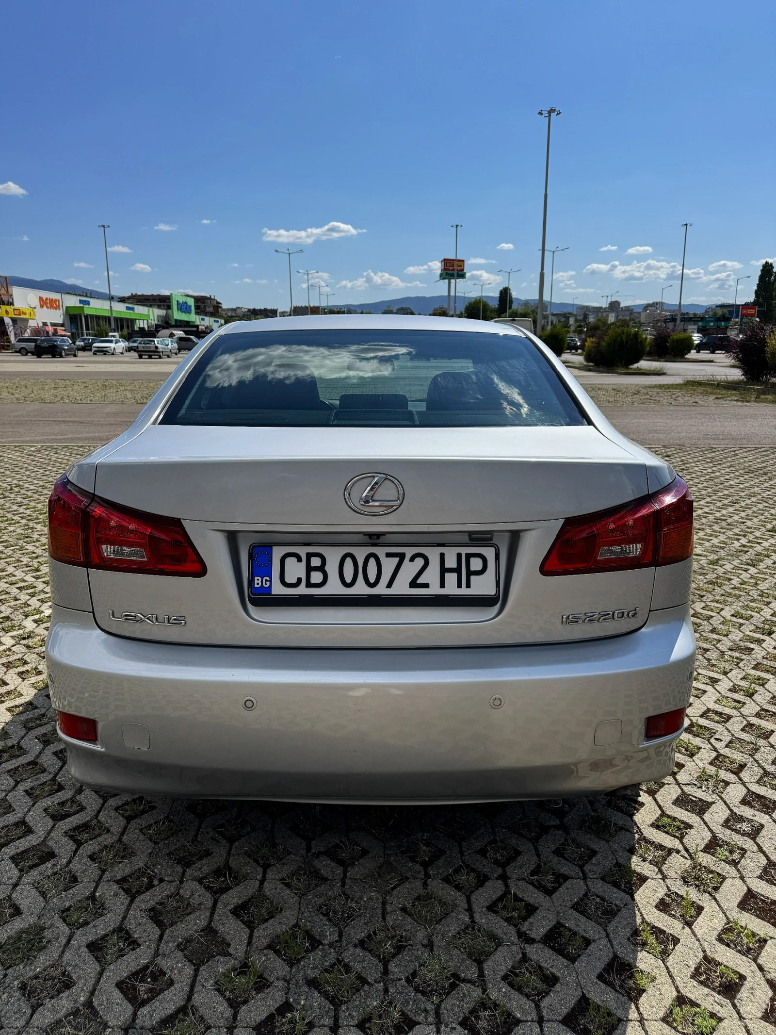 Lexus IS 220d, снимка 3 - Автомобили и джипове - 55494254