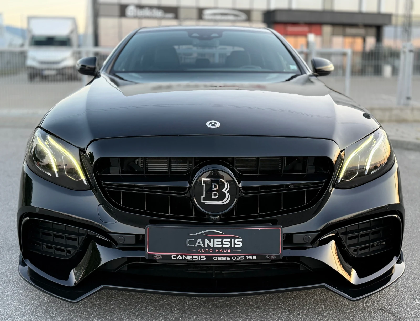 Mercedes-Benz E 220 4MATIC* BRABUS-PACK* PODGREV* HEAD-UP* DIGITAL, снимка 2 - Автомобили и джипове - 55513380