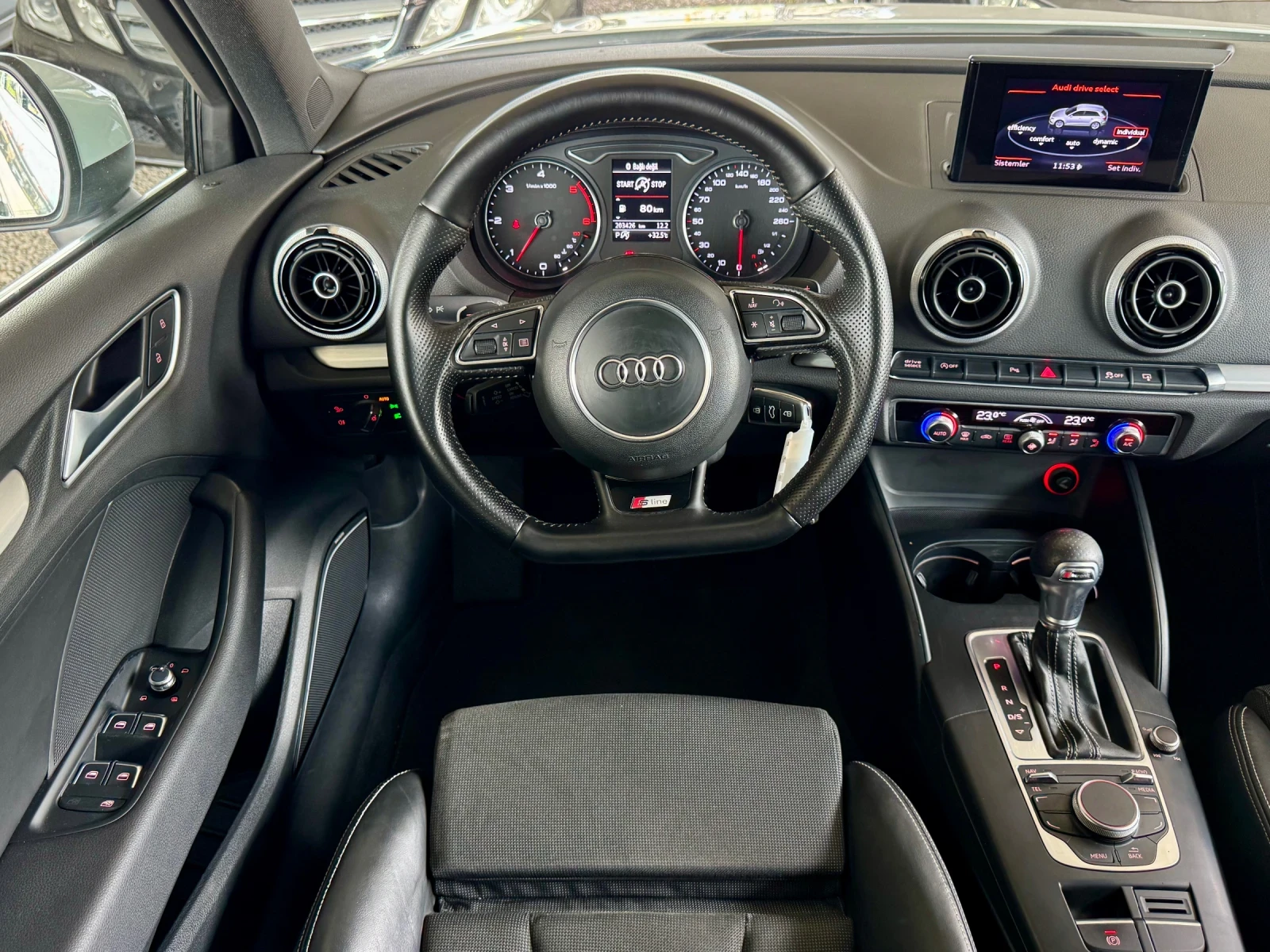 Audi A3 S-Line Quattro, снимка 11 - Автомобили и джипове - 55637723