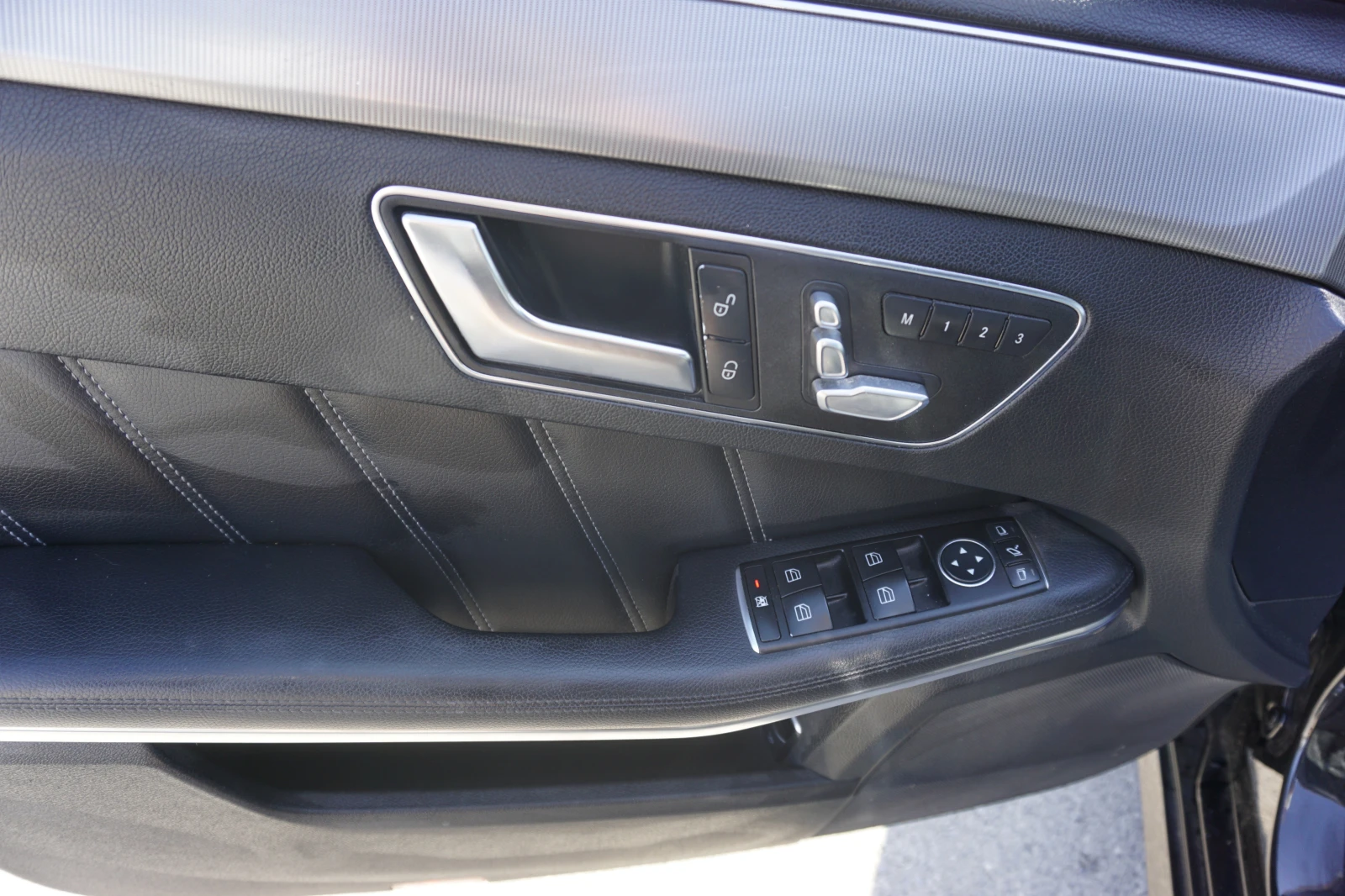 Mercedes-Benz E 350 4x4/TV/������ �����/�������� ������� | Mobile.bg � ����������� 13