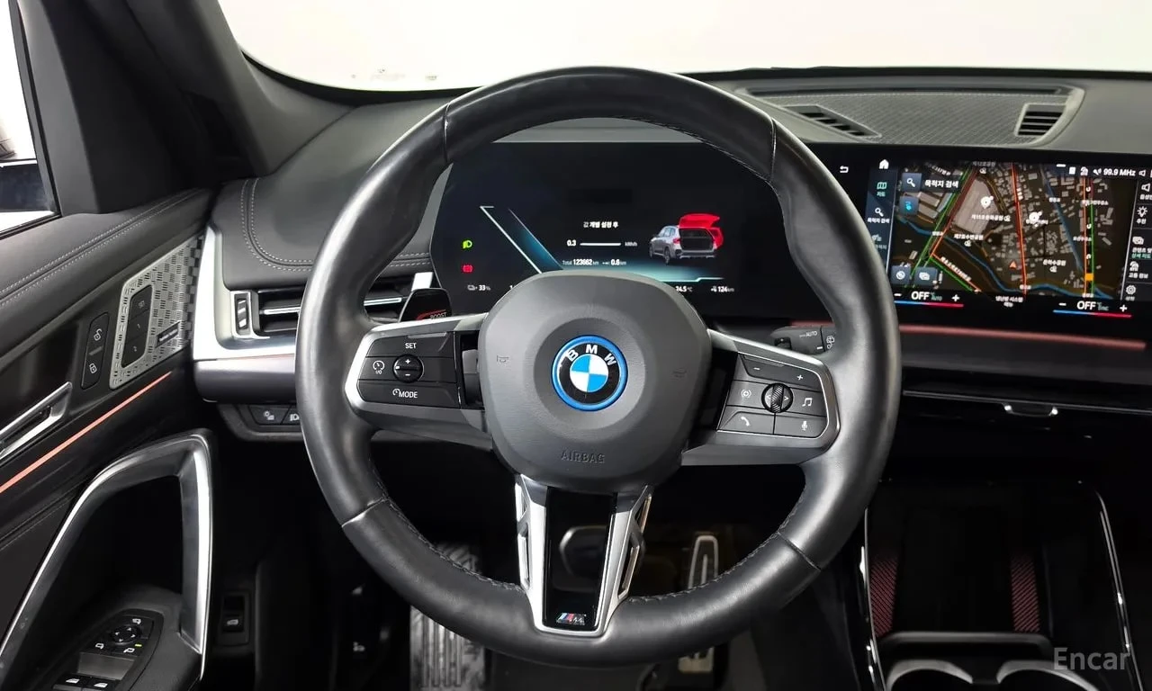 BMW iX1 * xDrive 30 M Sport *  | Mobile.bg � ����������� 12