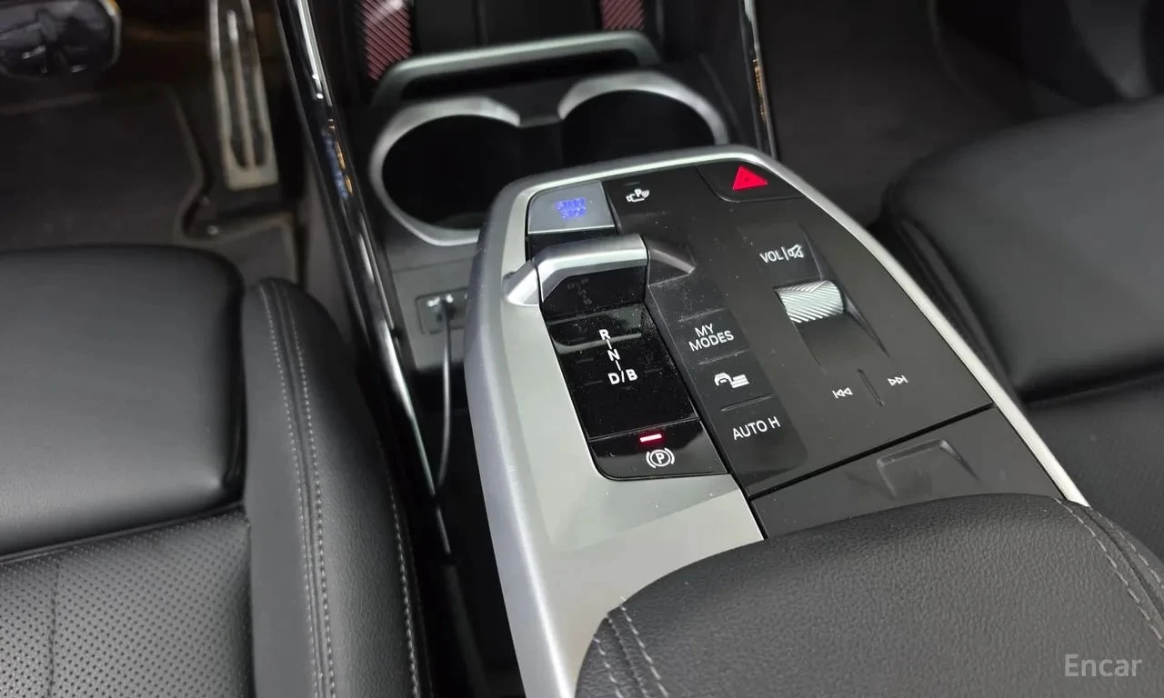 BMW iX1 * xDrive 30 M Sport *  | Mobile.bg � ����������� 9