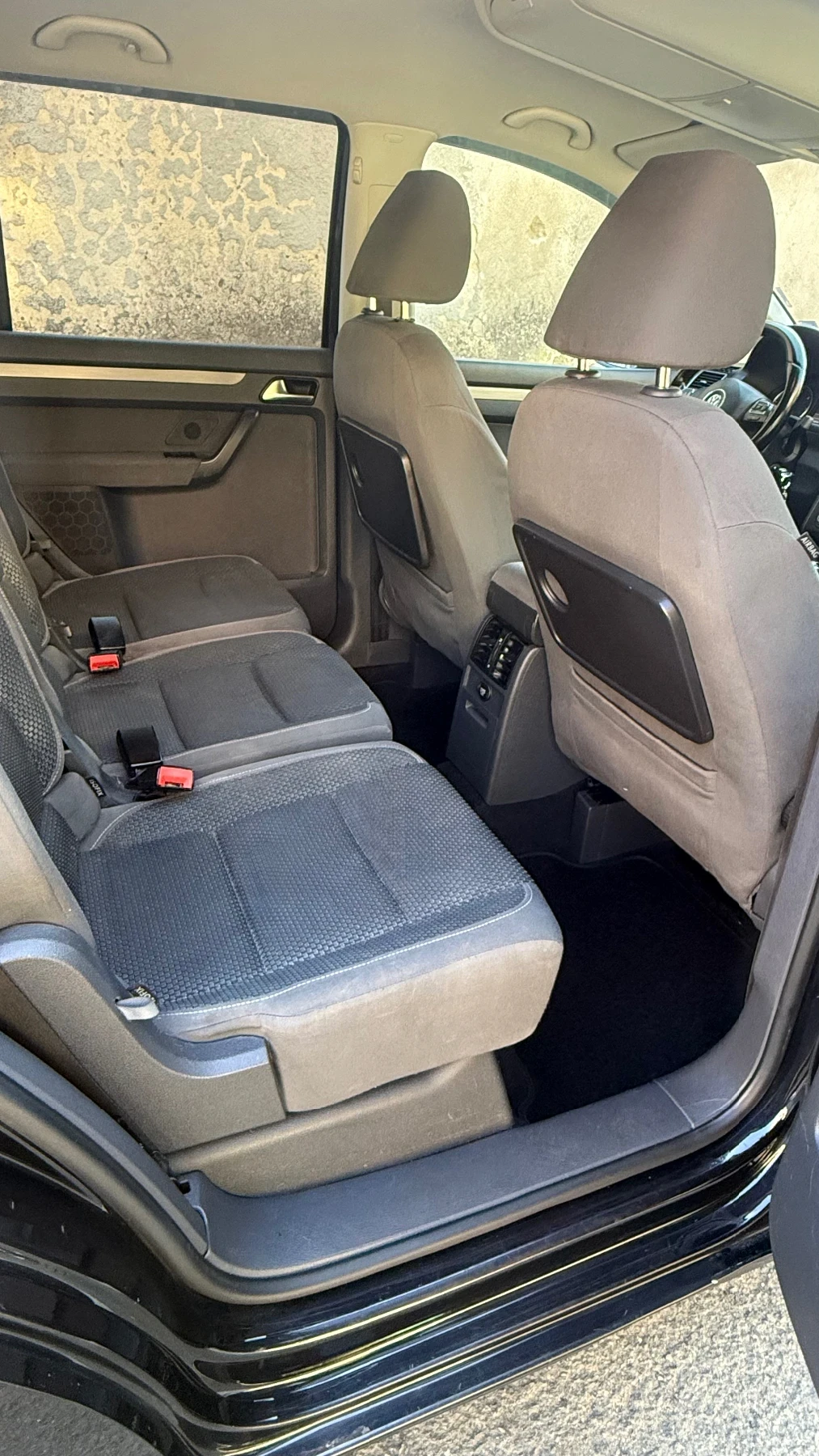 VW Touran, снимка 7 - Автомобили и джипове - 56398698