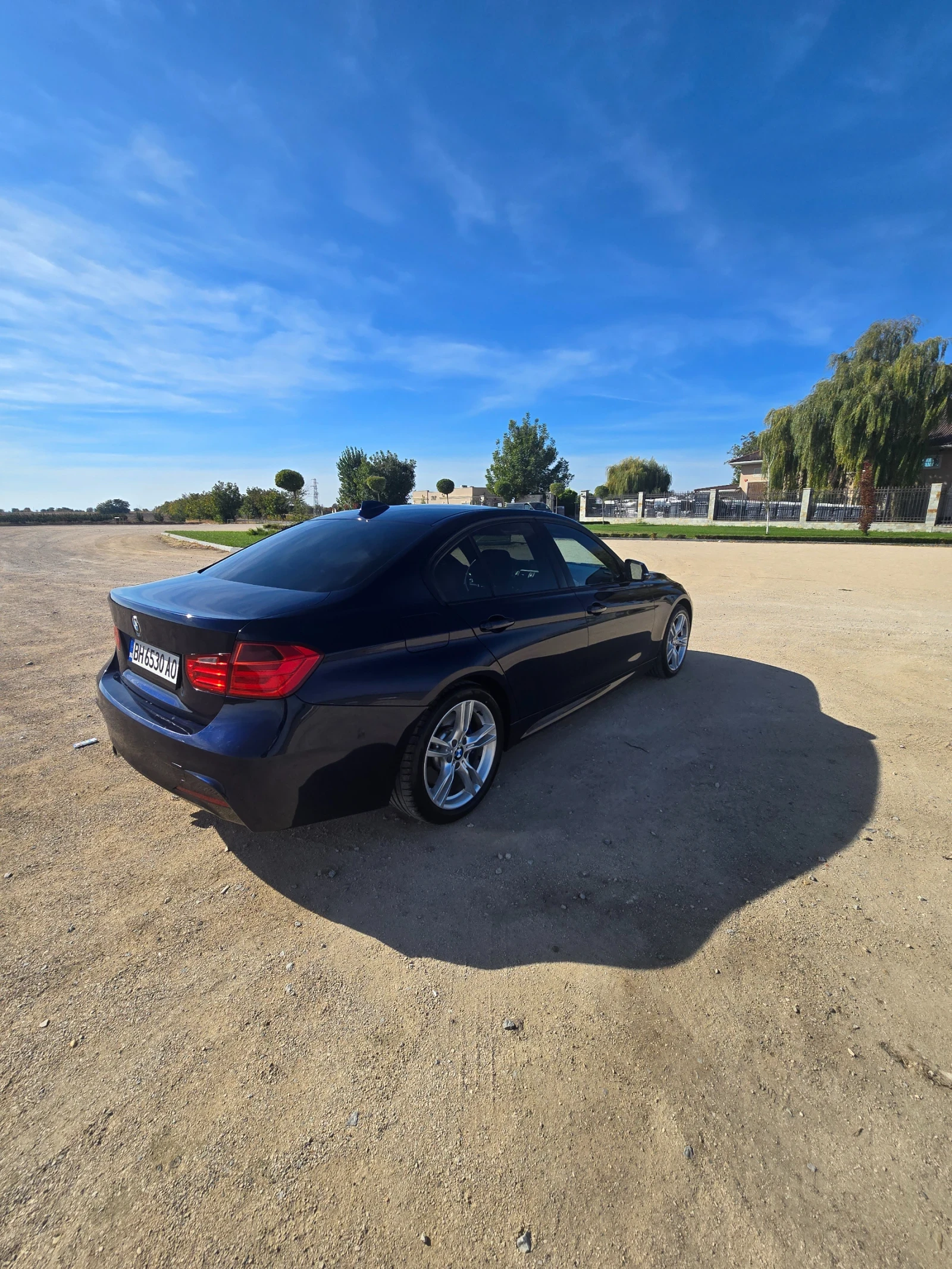 BMW 330 M sport, снимка 2 - Автомобили и джипове - 56580012