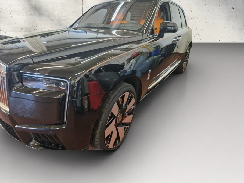 Rolls-Royce Cullinan Series II W12 AWD, снимка 2 - Автомобили и джипове - 47969996