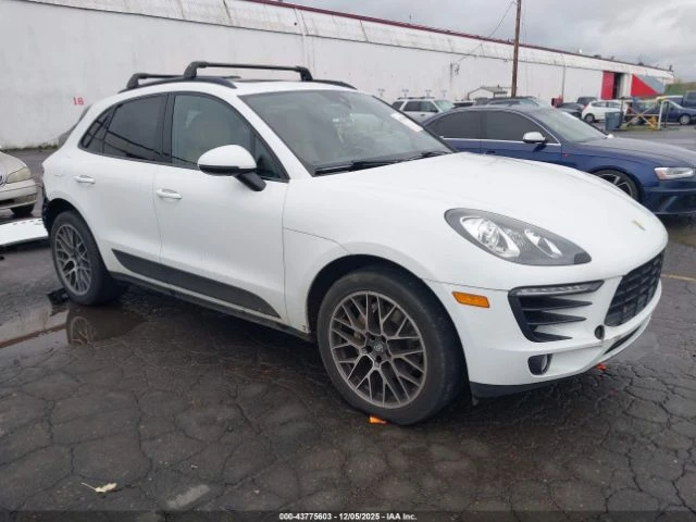 Porsche Macan S