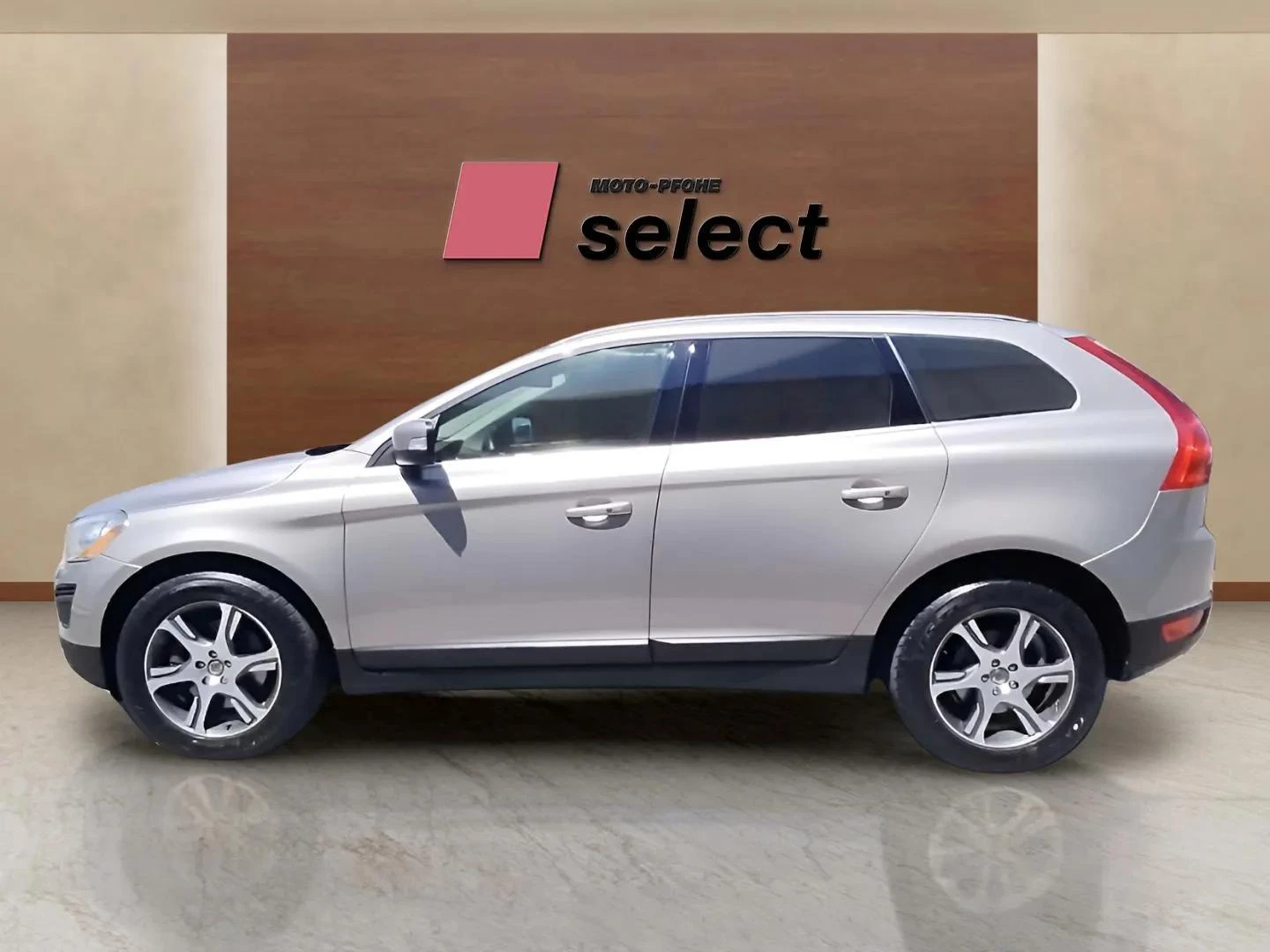 Volvo XC60 2.4 D5 - изображение 8