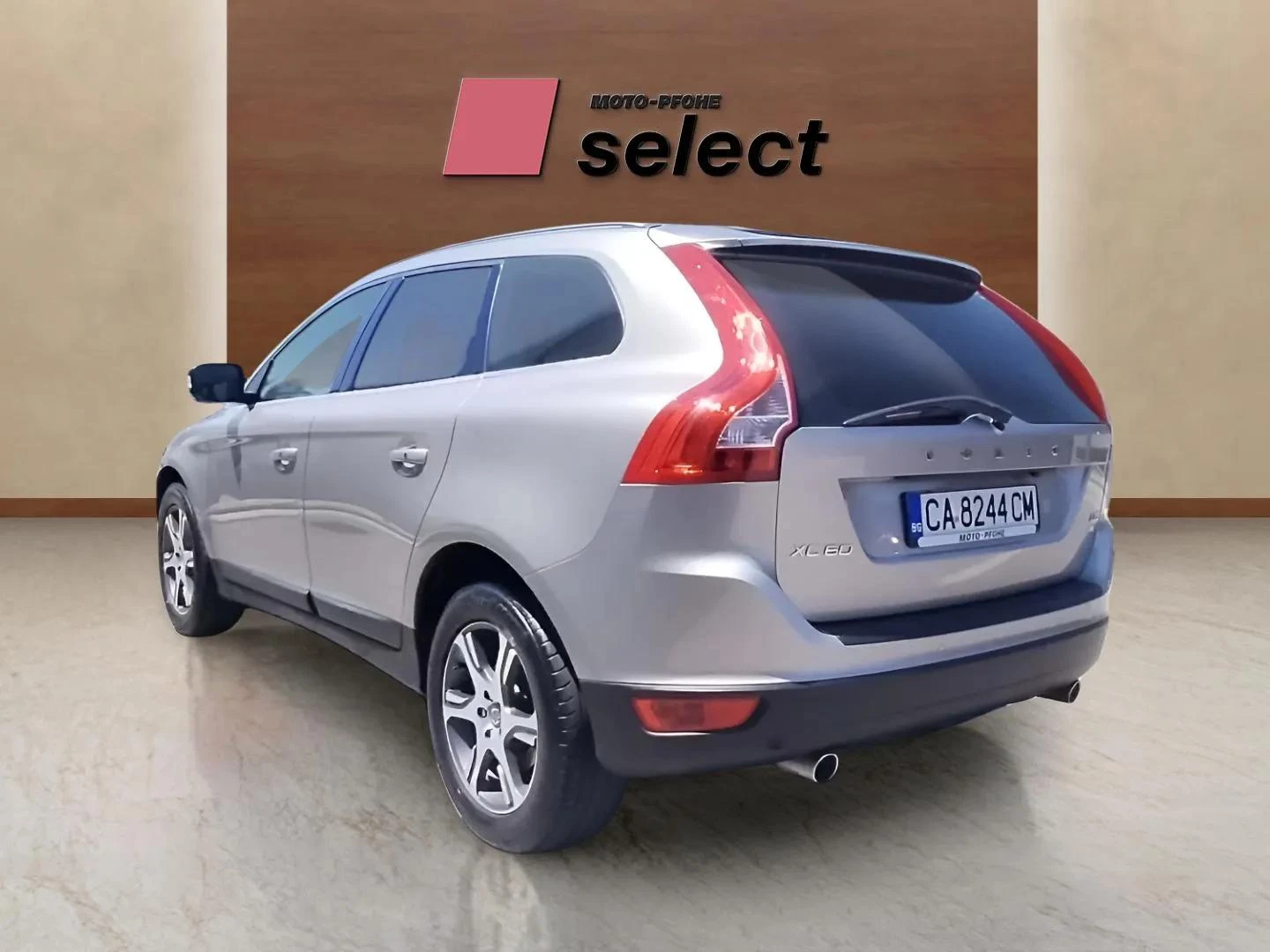 Volvo XC60 2.4 D5 - изображение 7