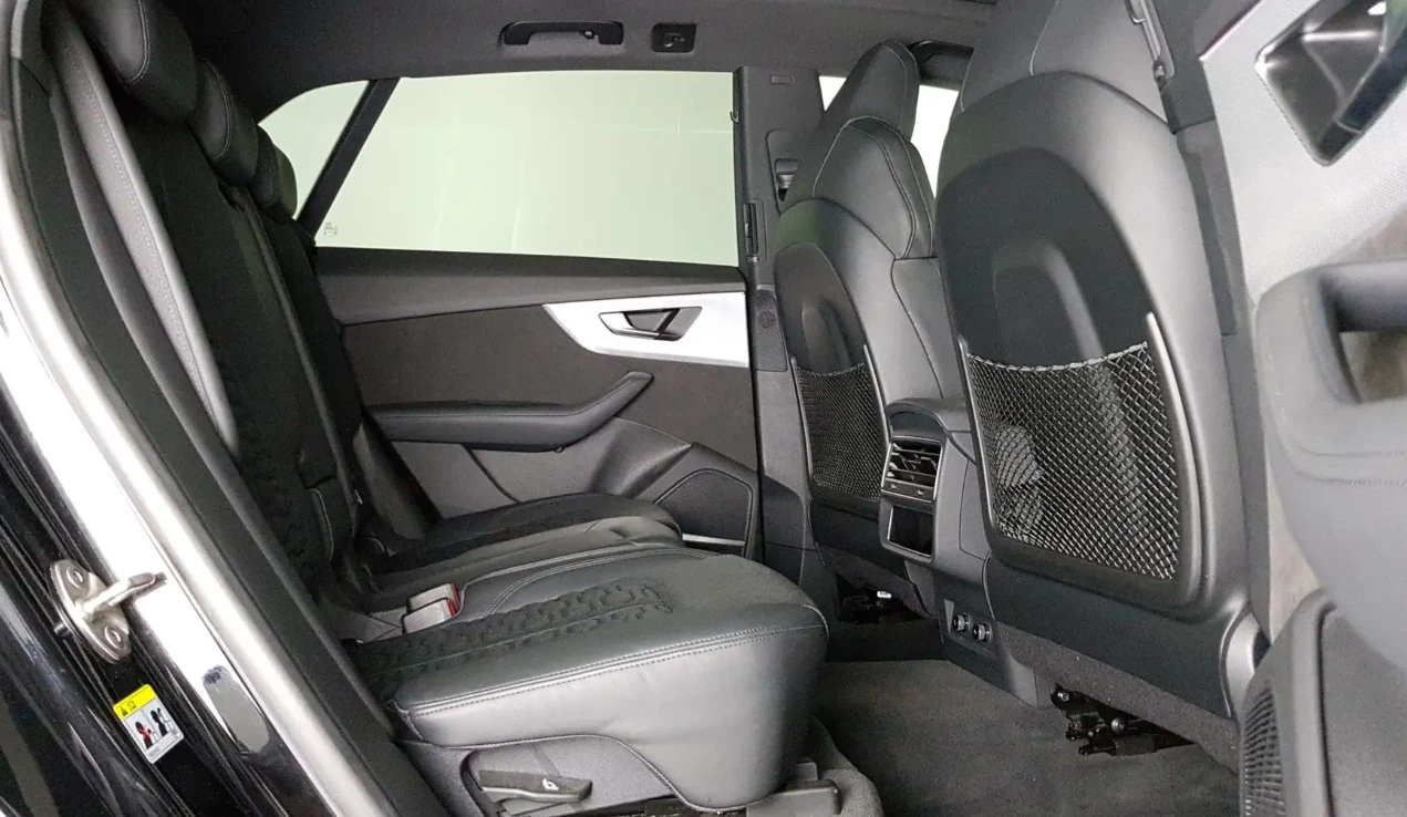 Audi RSQ8 4.0 TFSI V8 Quattro - изображение 10